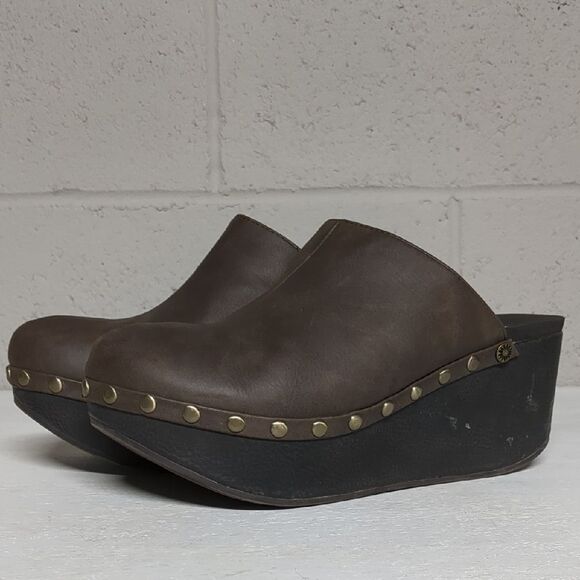 Yellow Box Shoes - Yellow Box Baldwyn Brown Mules with Studded Platform Sole Size 9 Boho Hippie 70s